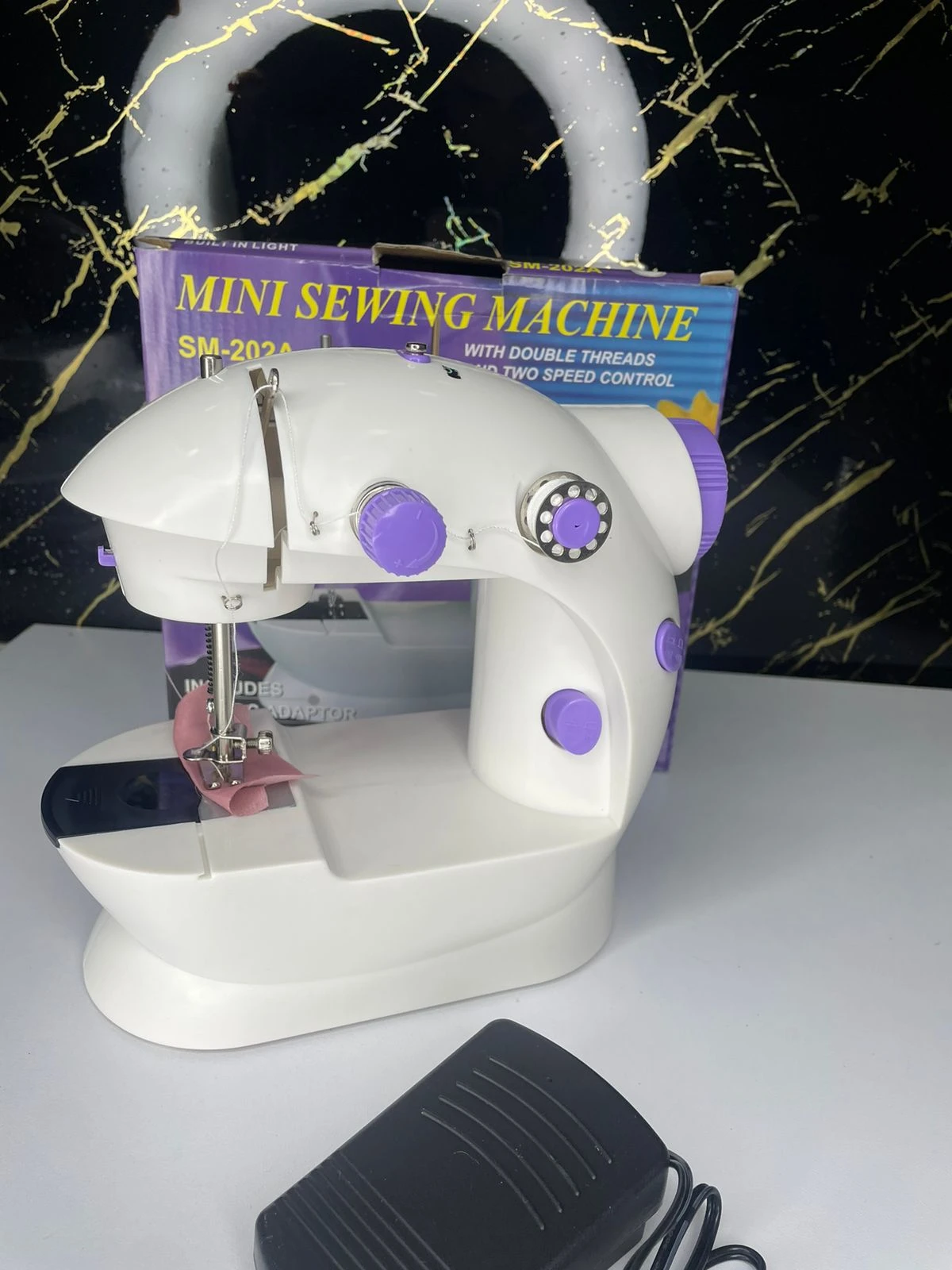 MINI MAQUINA DE COSER