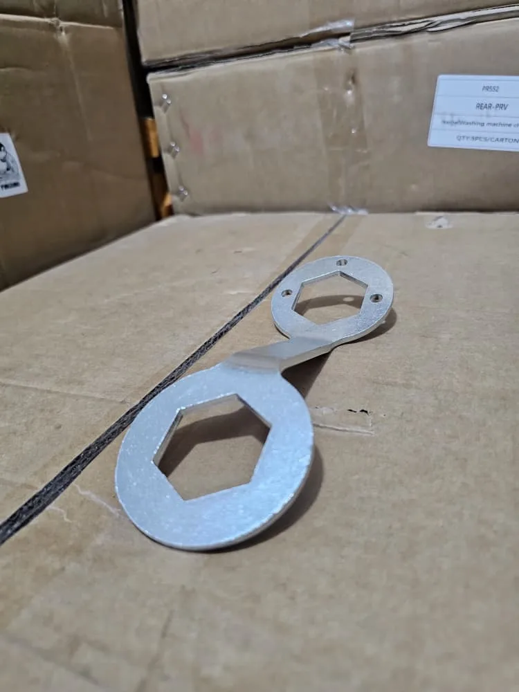 LLAVE MULTIFUNCIONAL