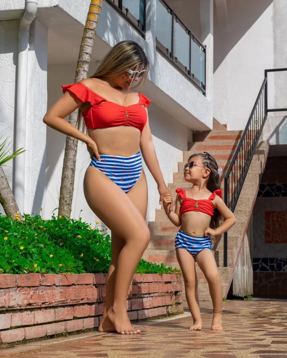 Mamá e Hija Marinero Rojo