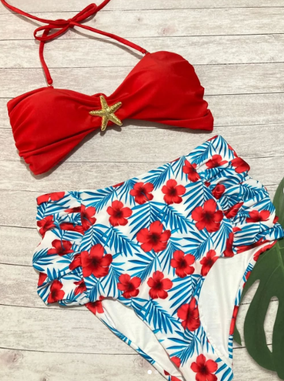 Bikini Flores Rojo y Herrajes