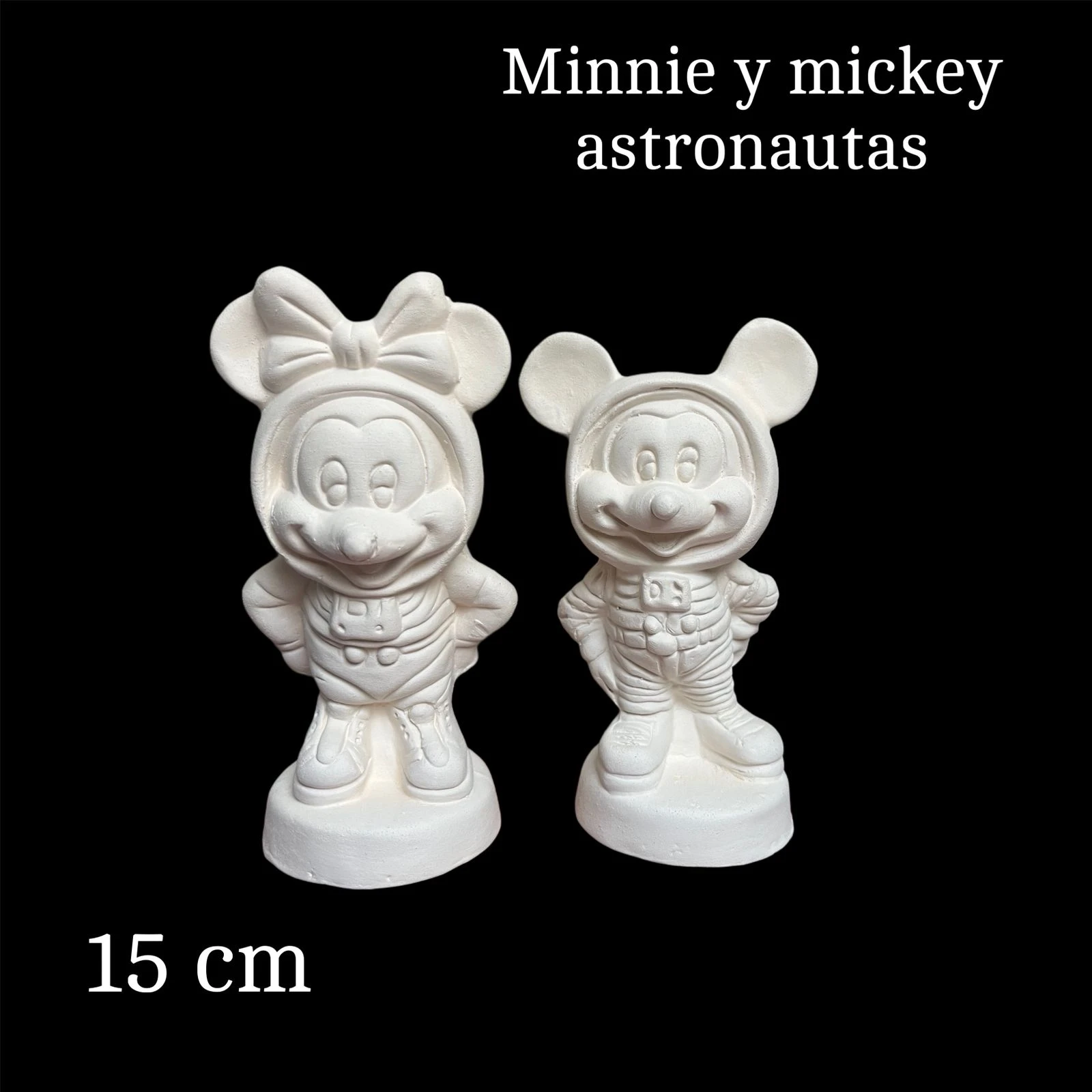 Minnie y mickey astronautas