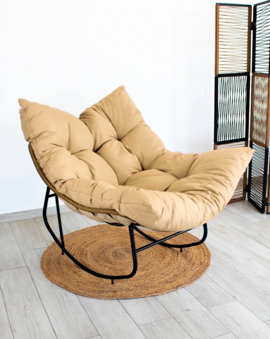 Sillón Mecedora Shoan (con almohadón Arena)