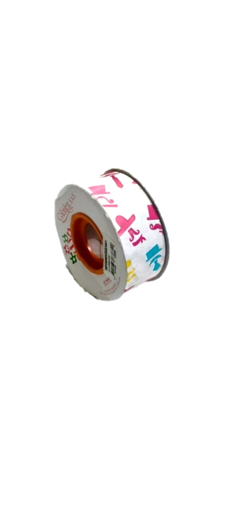 CE9X25-001 CINTA ESTAMPADA BLANCA SOMBREO BIGOTE CORBATA