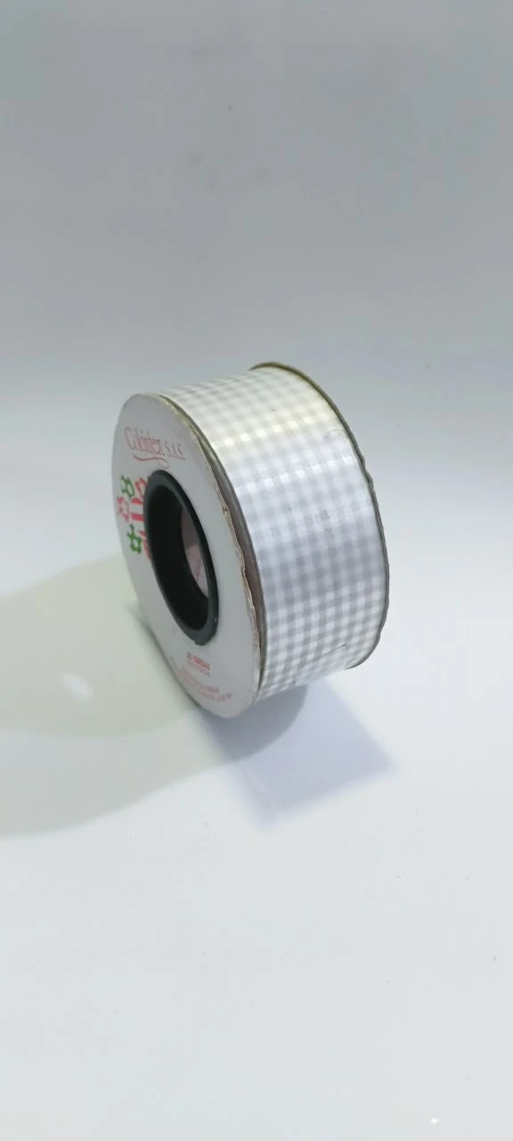 CE9X25-001 CINTA ESTAMPADA CUADROS BLANCOS Y PLATEADOS
