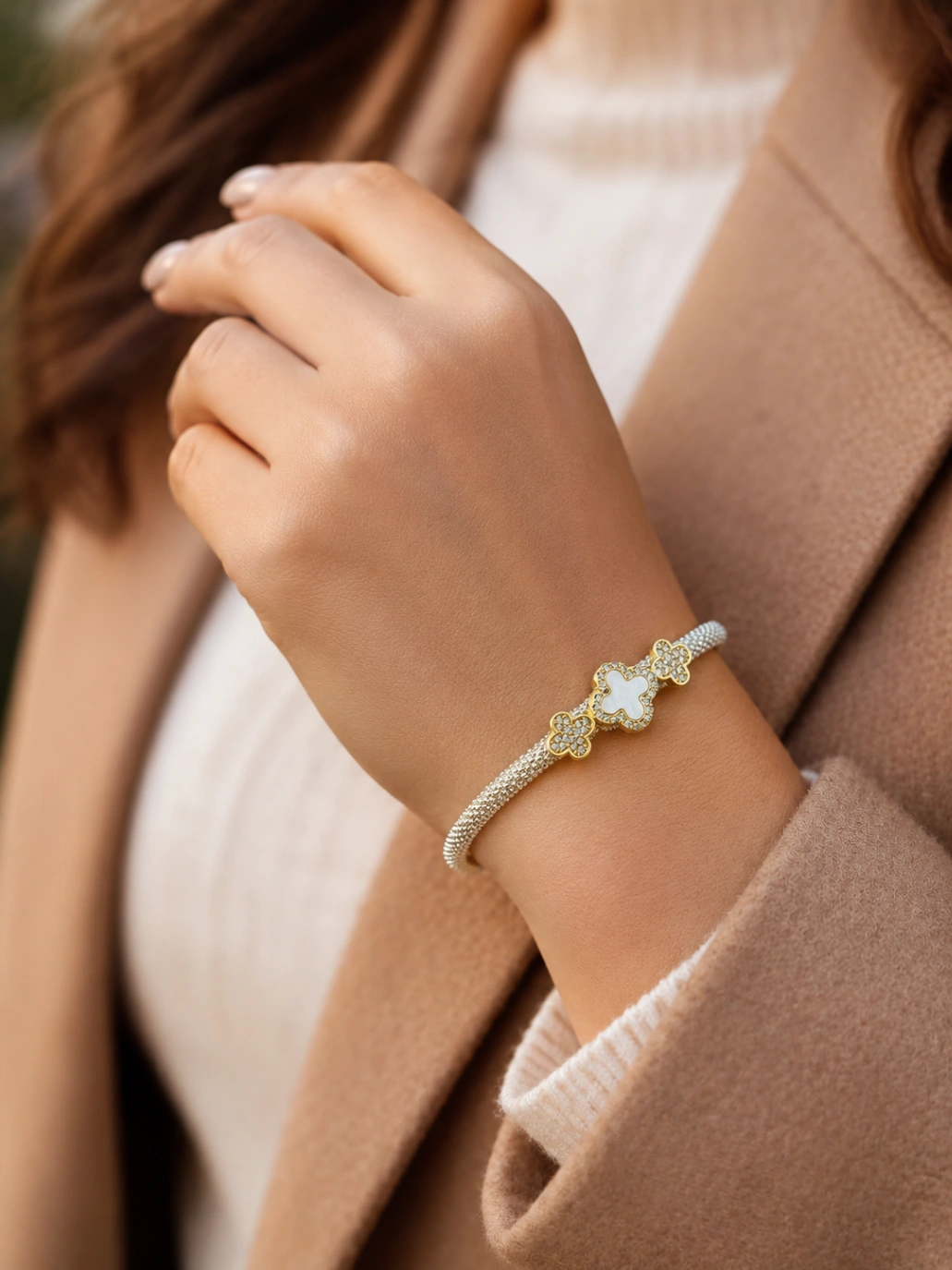 Pulsera esclava con diseño trebol PXA1317141