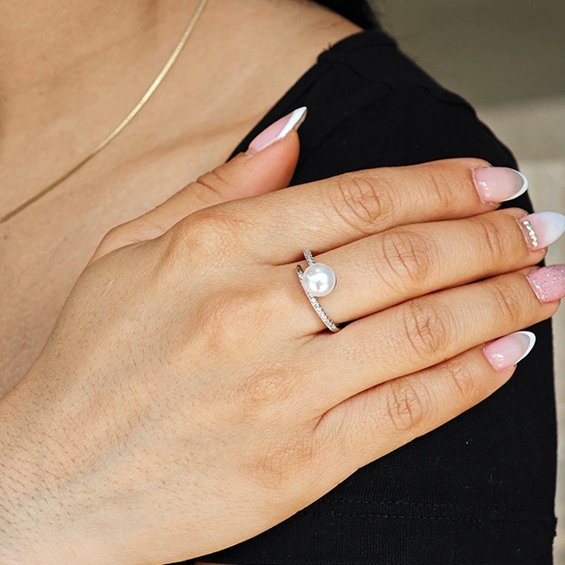 Anillo con perla y circones AXA133264 RLS
