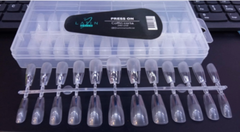 Press On Coffin Corta *Latin nails