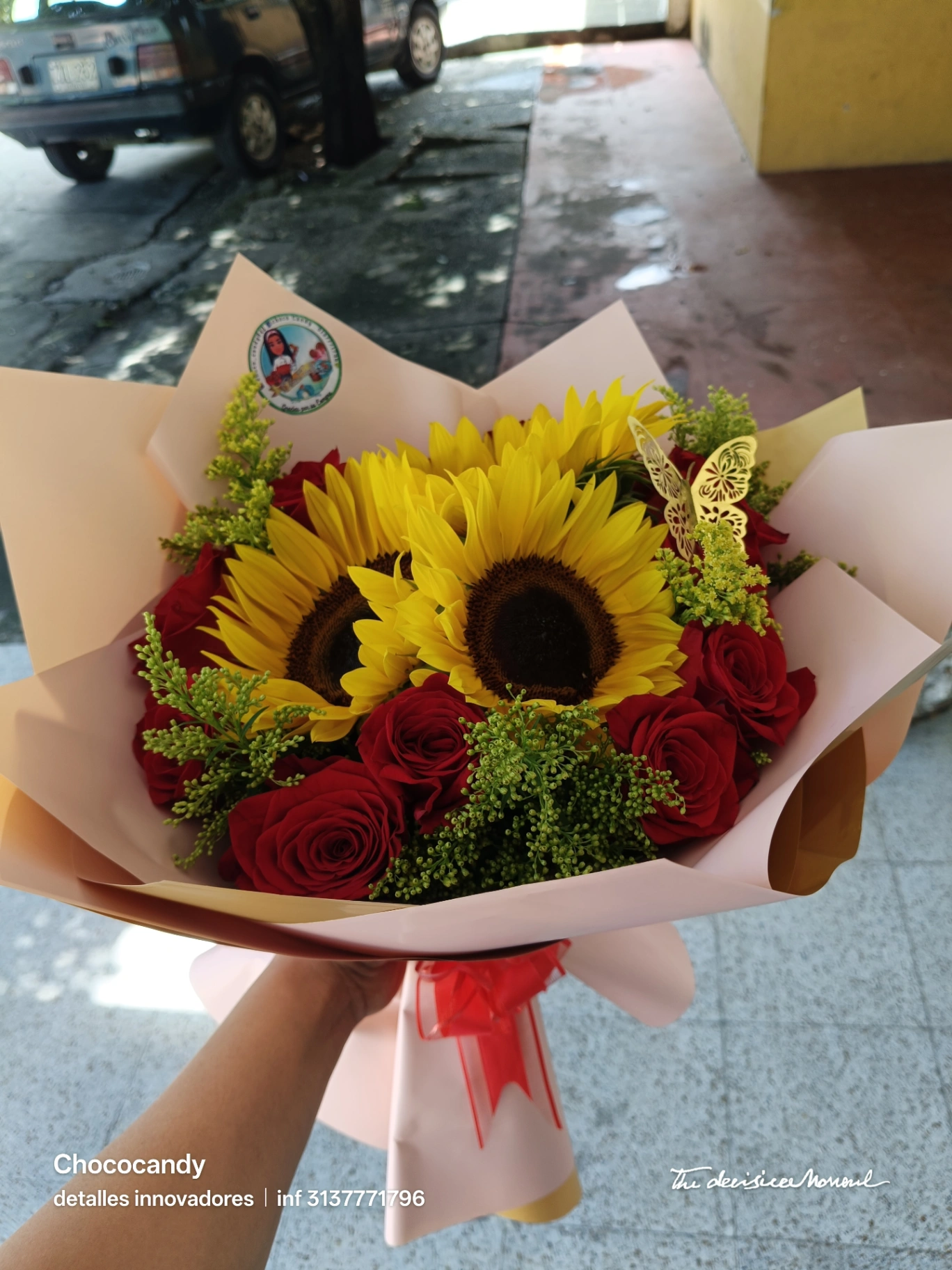 Ramo de mano x 3 girasoles