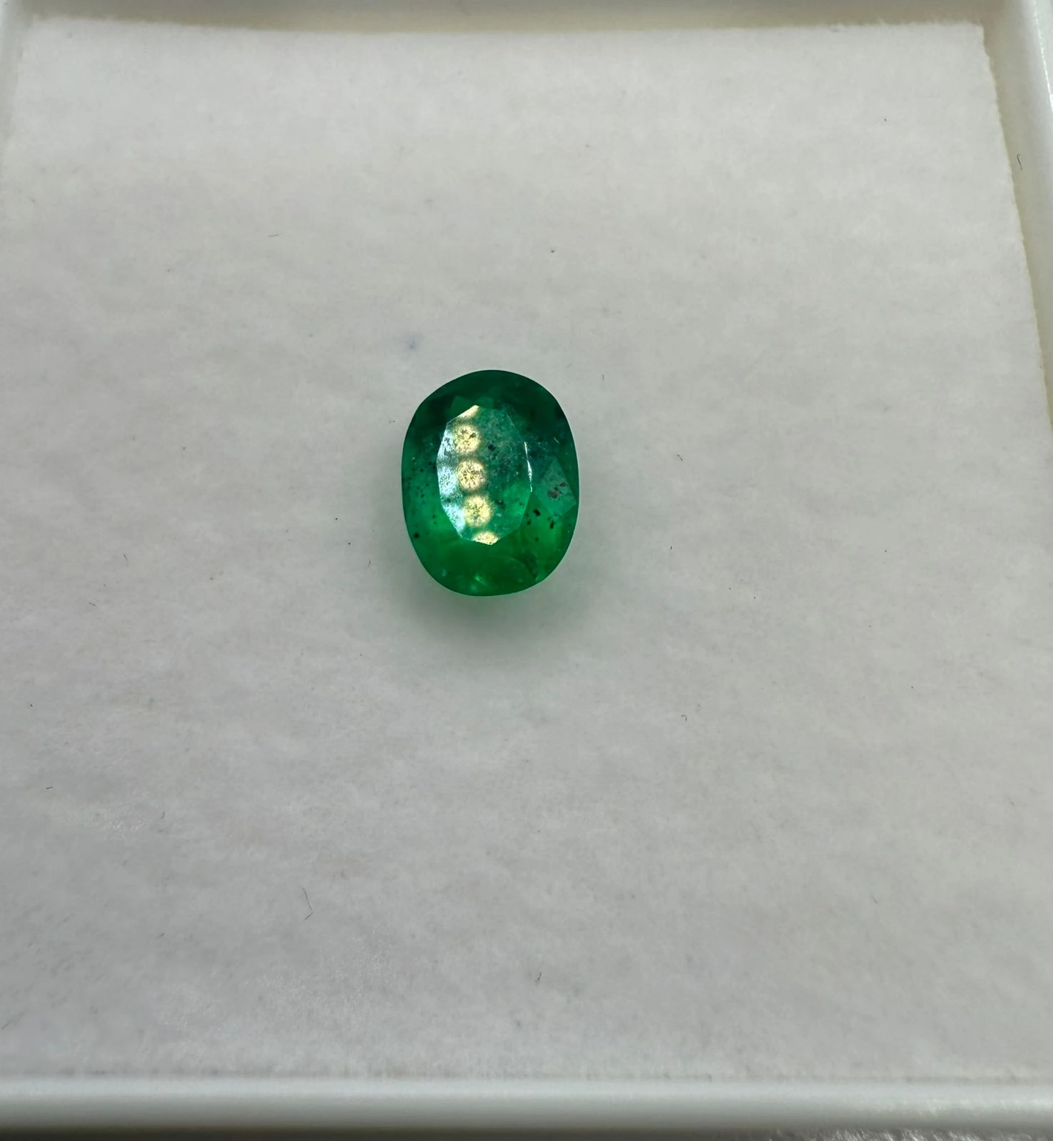 ESMERALDA TALLA OVALO