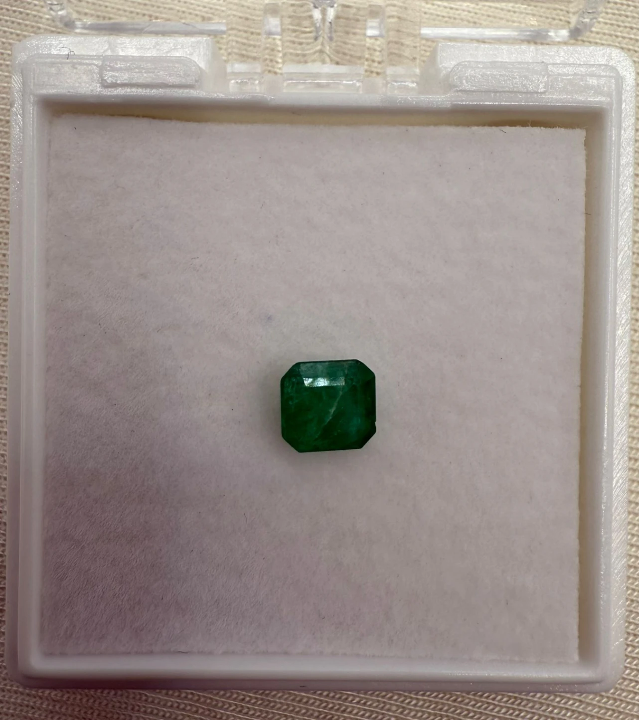 ESMERALDA TALLA CUADRADA