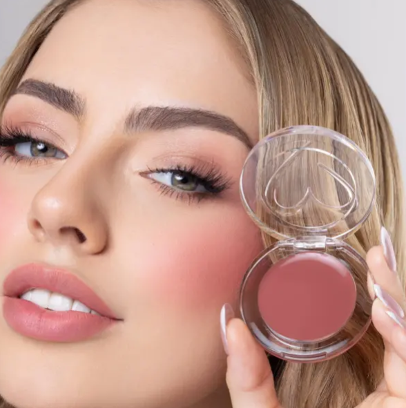 Rubor en Crema Stay Blushing Cute labios y rostro Beauty Creations