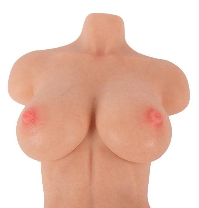 Masturbadora ultrarealista Madison