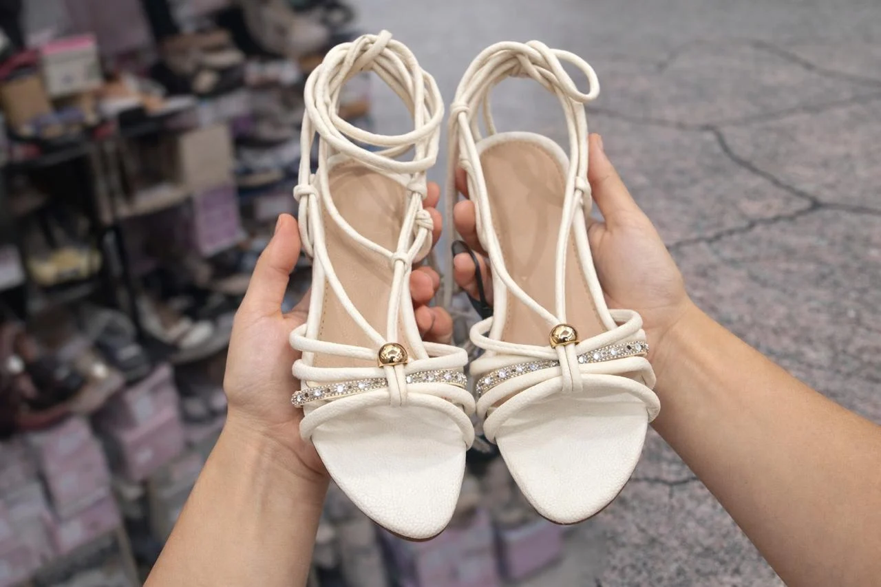 SANDALIAS PLANAS