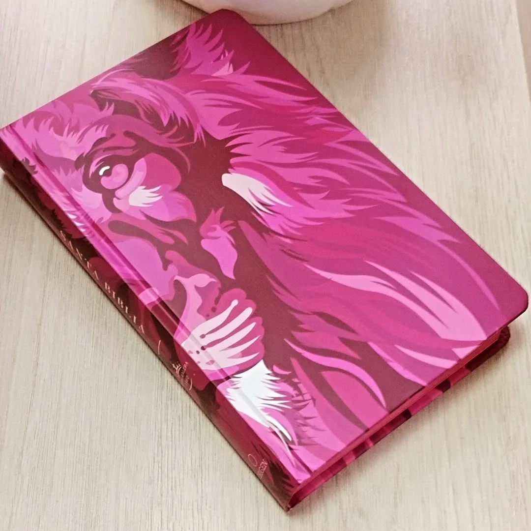 Biblia León de Juda fucsia