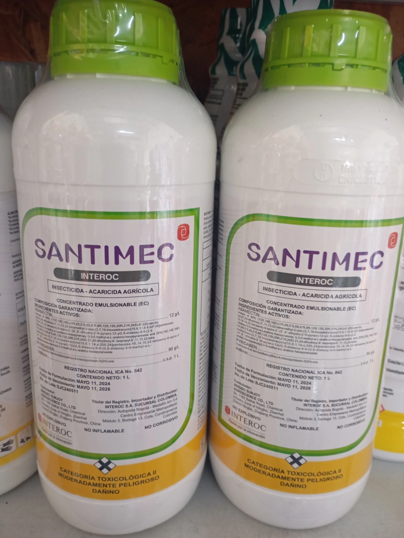 Santimec Lt ->Abamectina 12 g/L